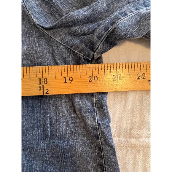 Jane and Delancey Lyocell Chambray Button Down Long Sleeve Shirt - S - Picture 6 of 9